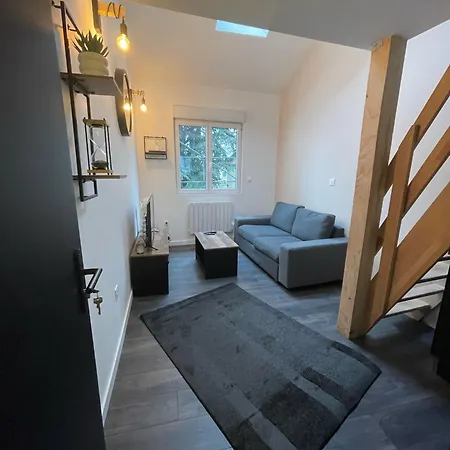 Mezzanine A 아파트 *