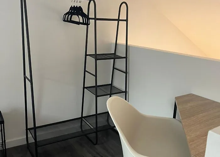 アパート Mezzanine A